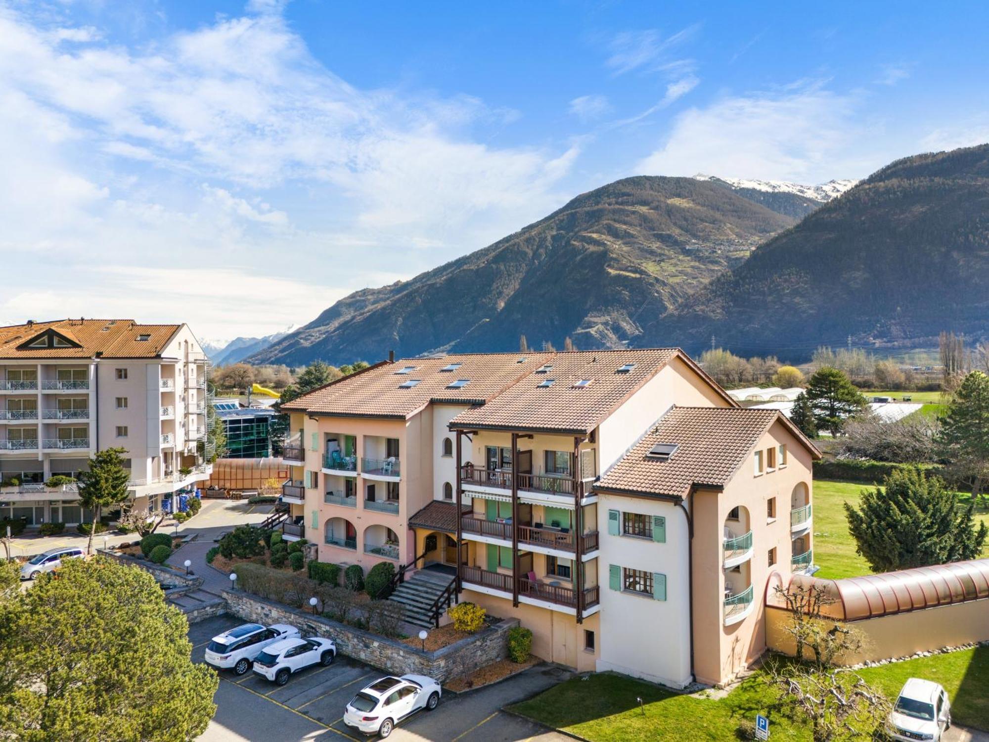 Duplex Cosy Aux Bains De Saillonアパートメント エクステリア 写真